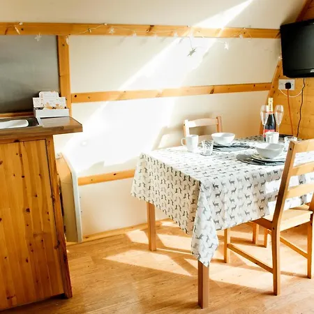 Wallsend & Glamping Pods *